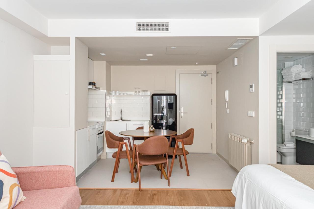 Home Art Apartments Salamanca 마드리드 외부 사진